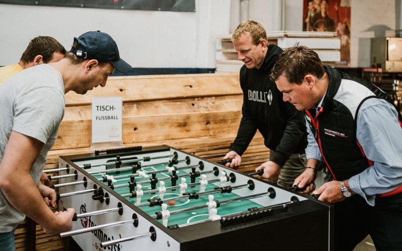 Garage Games Teamevent für Männer in Paderborn